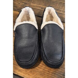UGG Ascot Black Leather Shearling Lined Slippers Mens 14 Loafers 5379B